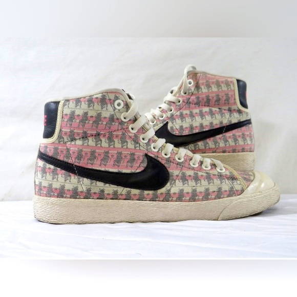 Nike Shoes - NIKE SB ALL COURT PREMIUM BLAZER MID WHITE BLACK FLAMINGO PINK/GREY Size:9